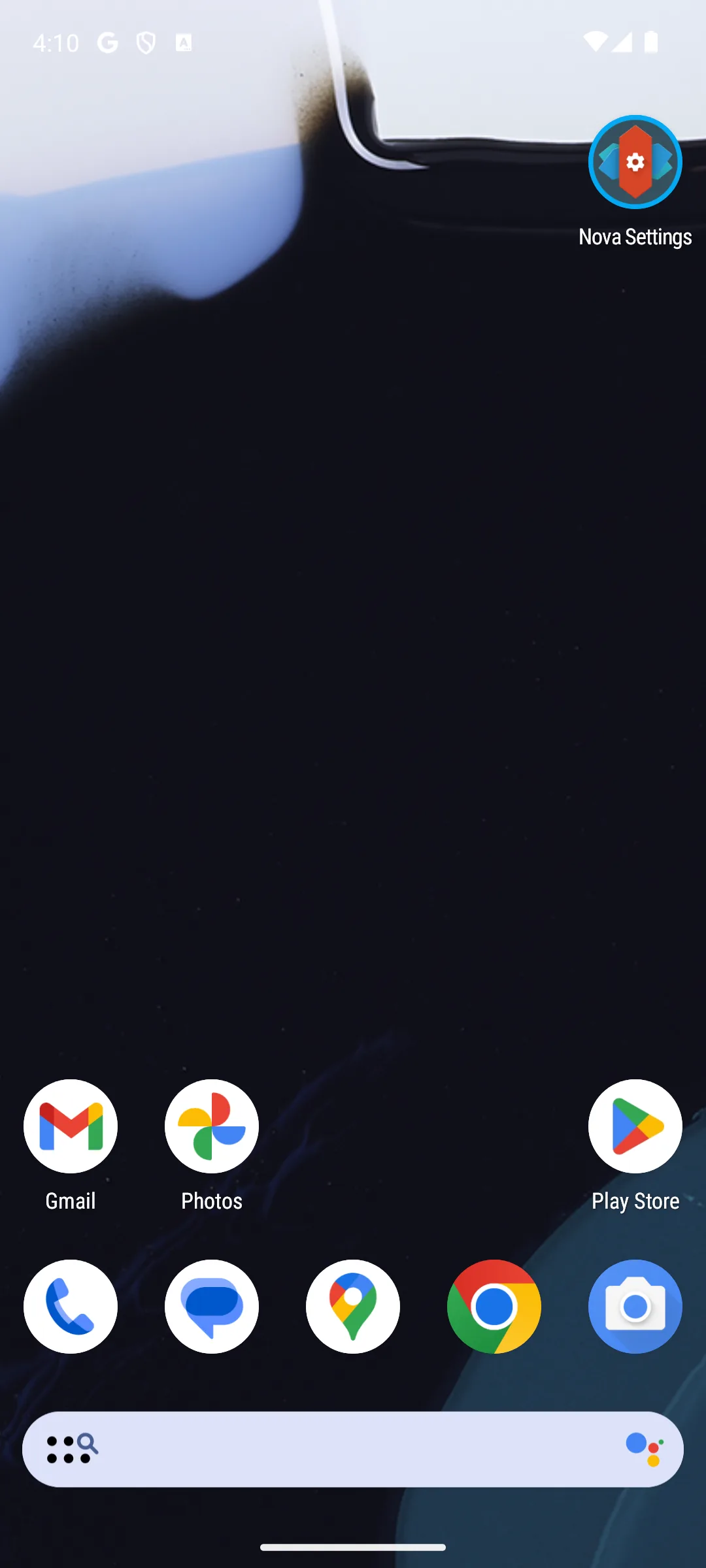 Nova Launcher home screen with the dock, Google search bar and a Nova Settings icon